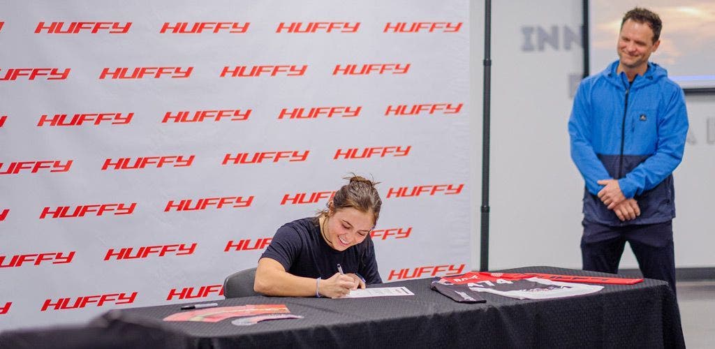 Pro BMX Racer Carly Kane Signs with Huffy