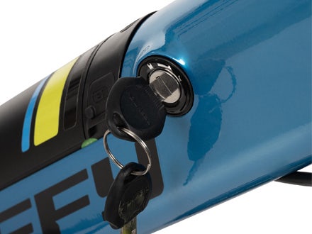 Close-up of the Huffy eThunder Road Electric Bike’s removable 24V battery, highlighting its secure locking mechanism and ease of charging. Close-up of the Huffy eThunder Road Electric Bike’s removable 24V battery, highlighting its secure locking mechanism and ease of charging.